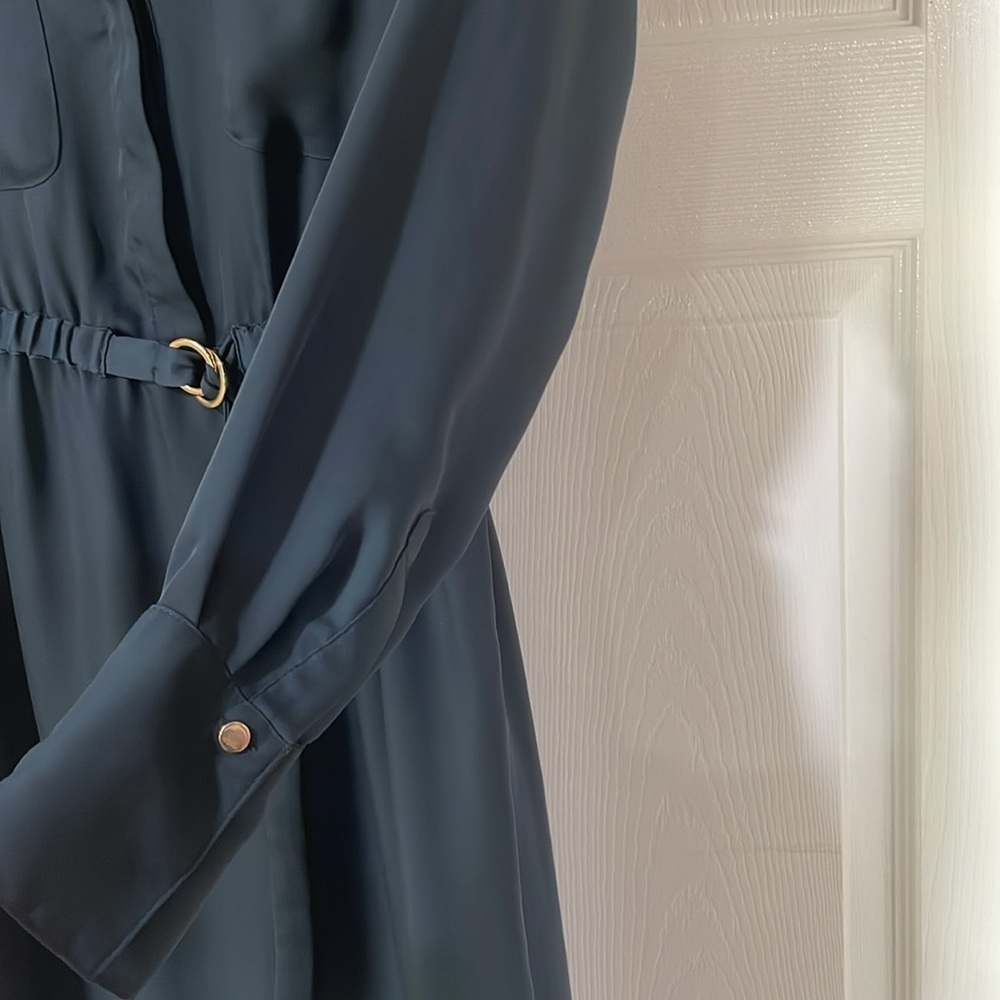 H&M Dress Size 4 Blue Long Sleeve Belted V-Neck Mini Lightweight - Picture 5 of 11